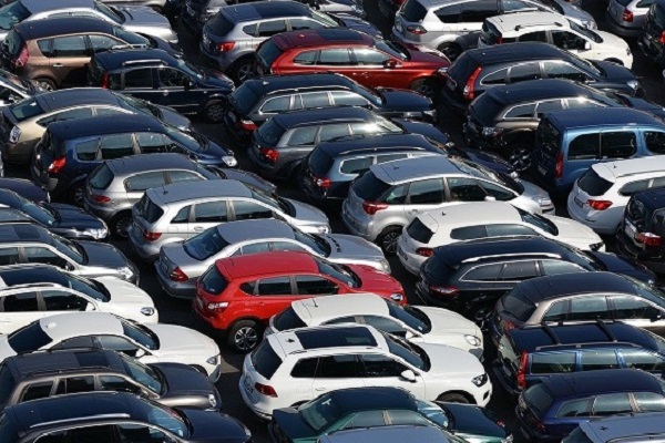 How to choose the right fee level for your commercial car park